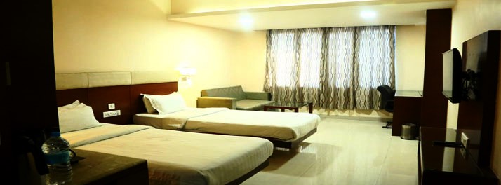 2513/Castle Inn - Khandwa 09.jpg